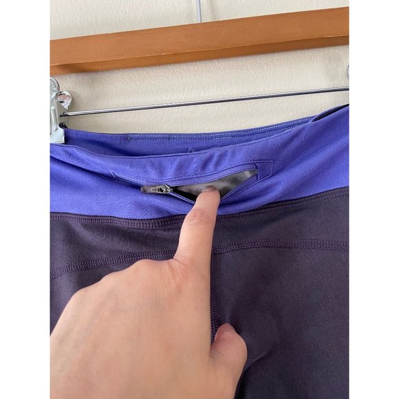 Nike Dri-Fit Women's Purple Color-Block Activewear Cropped Leggings - Picture 6 of 9